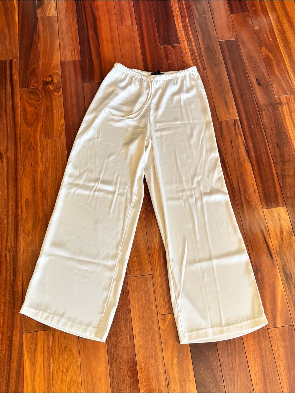 Dynamite Cream Satin Pants XS